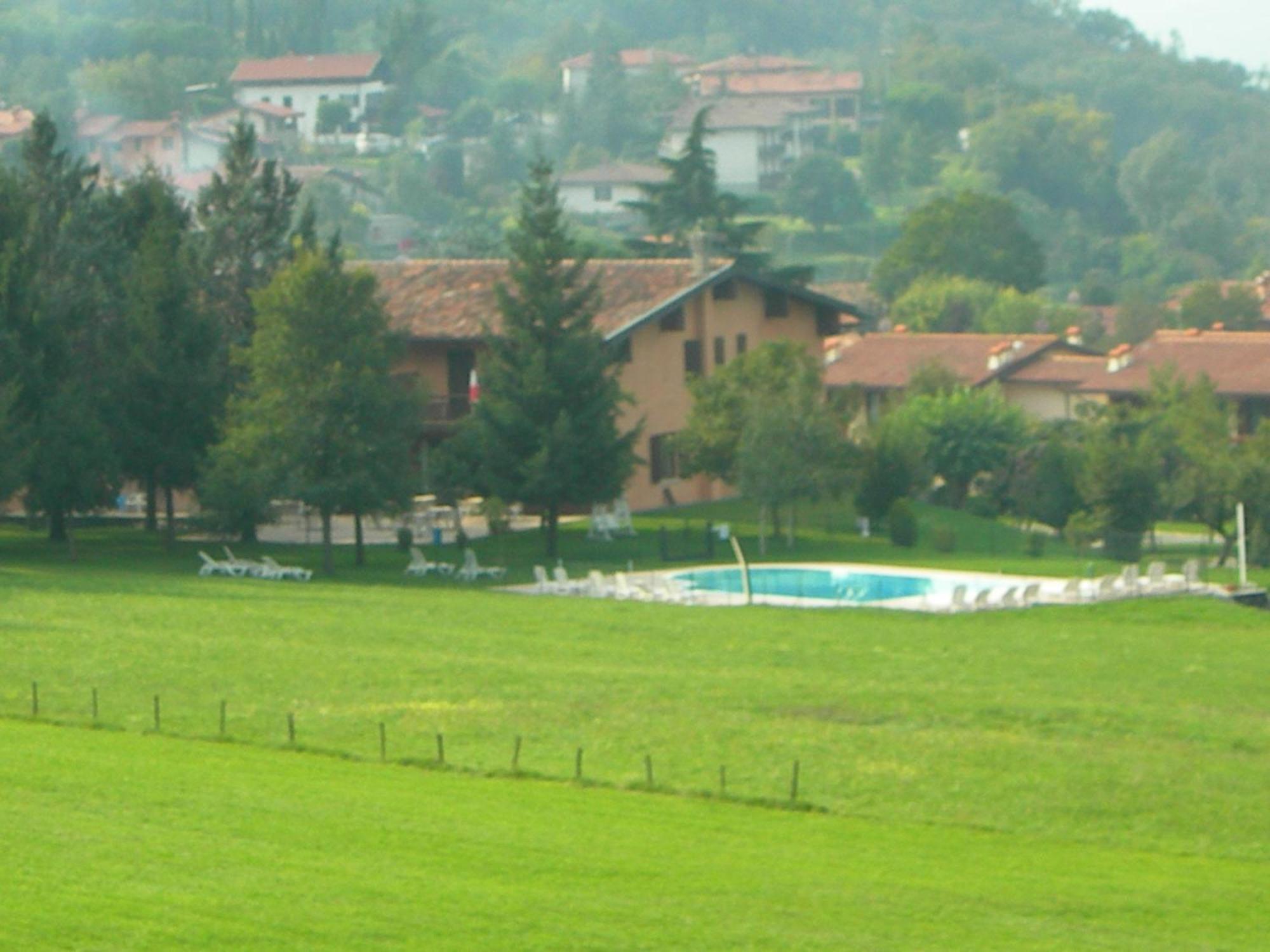 Hotel Colomber Gardone Riviera Kültér fotó