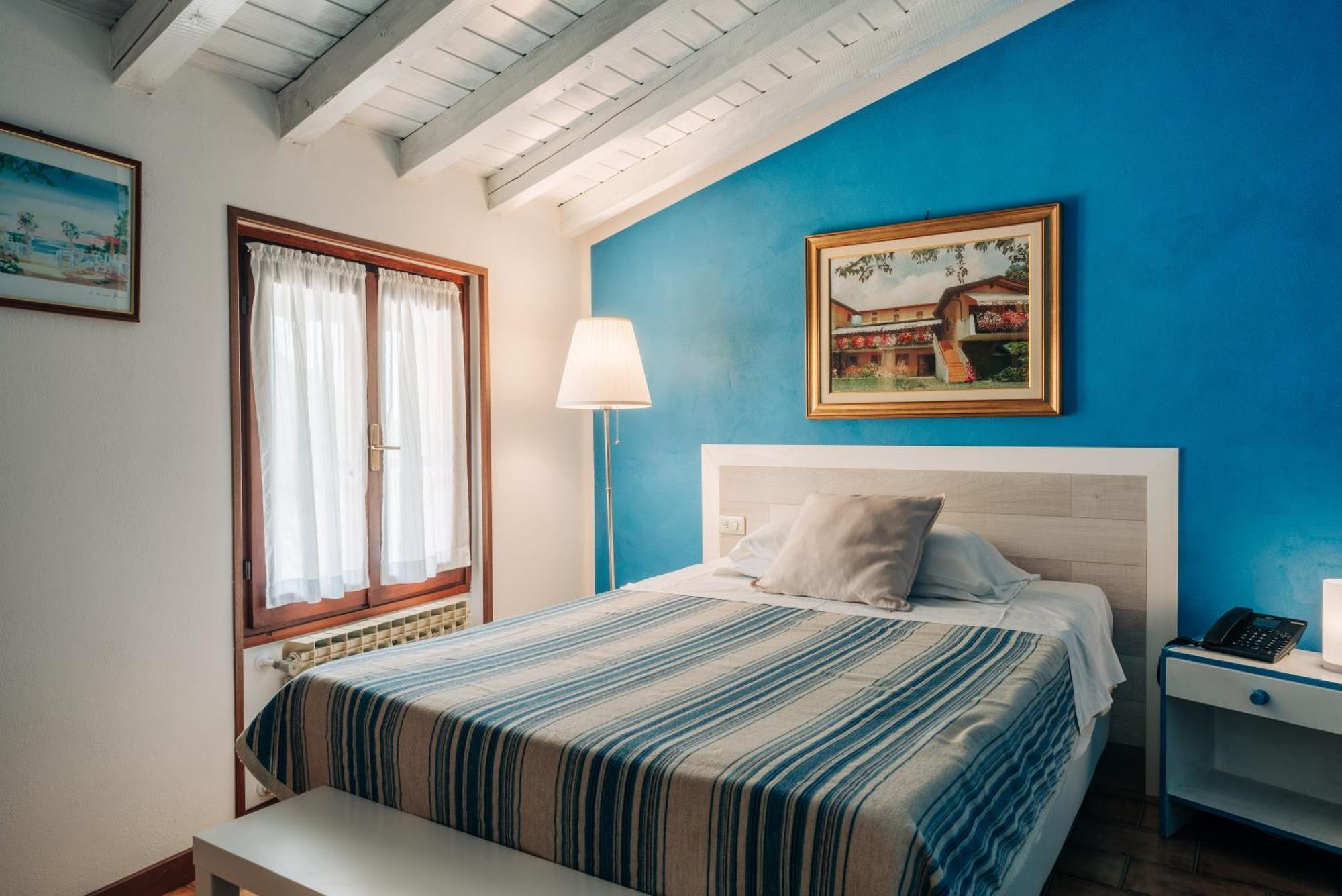 Hotel Colomber Gardone Riviera Kültér fotó
