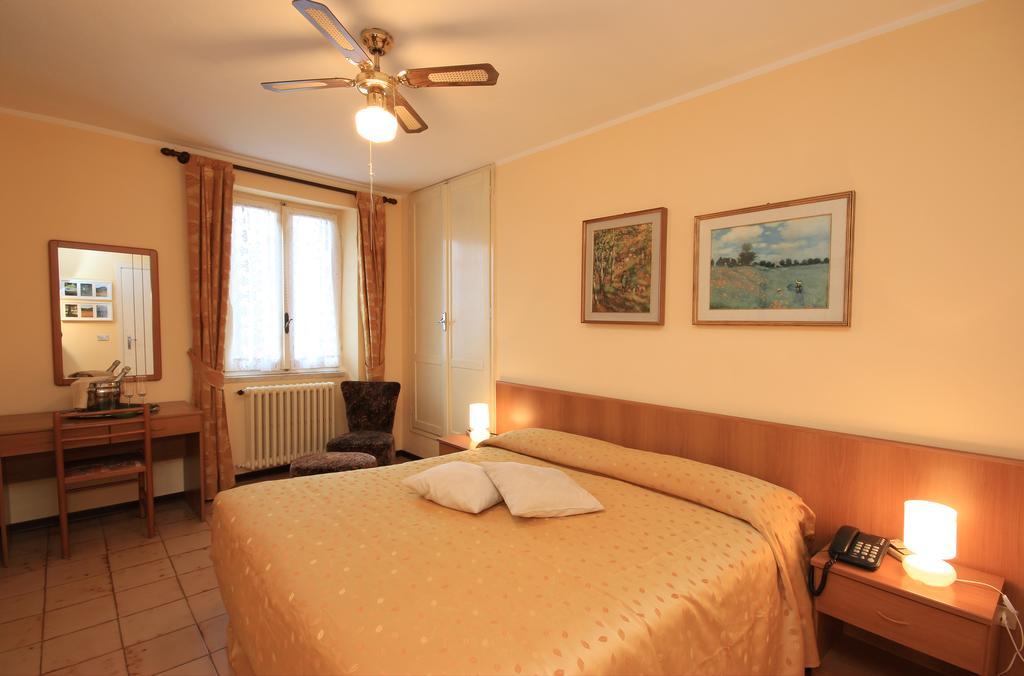 Hotel Colomber Gardone Riviera Kültér fotó