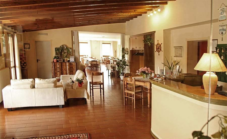 Hotel Colomber Gardone Riviera Kültér fotó